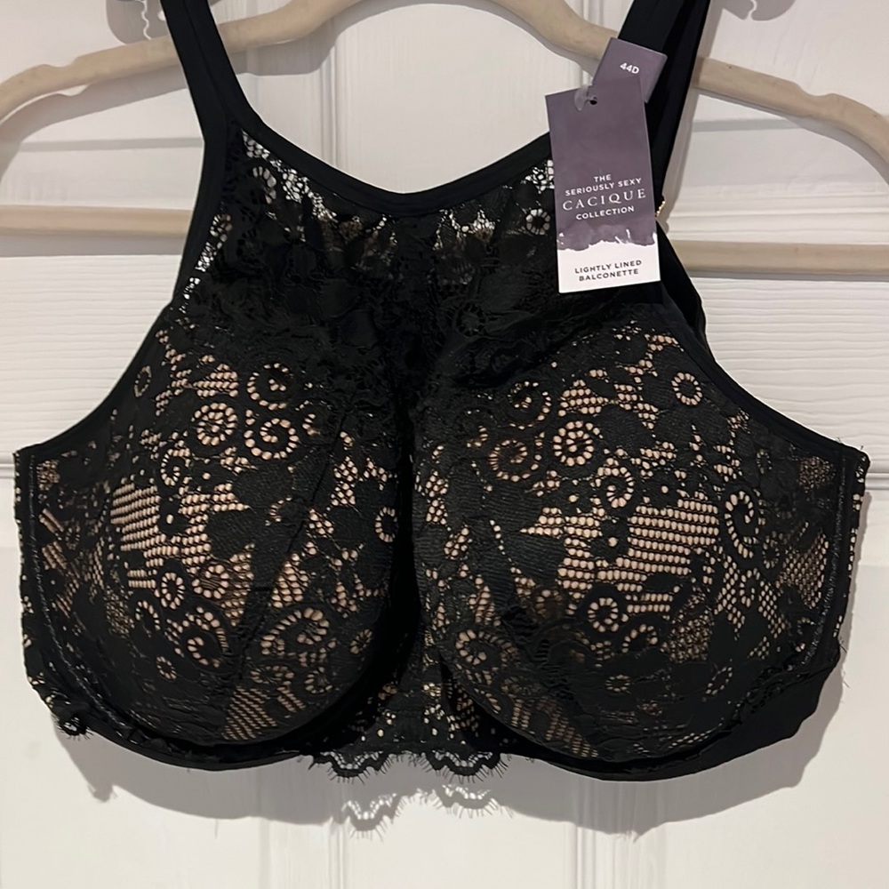 Gorgeous NWT bra